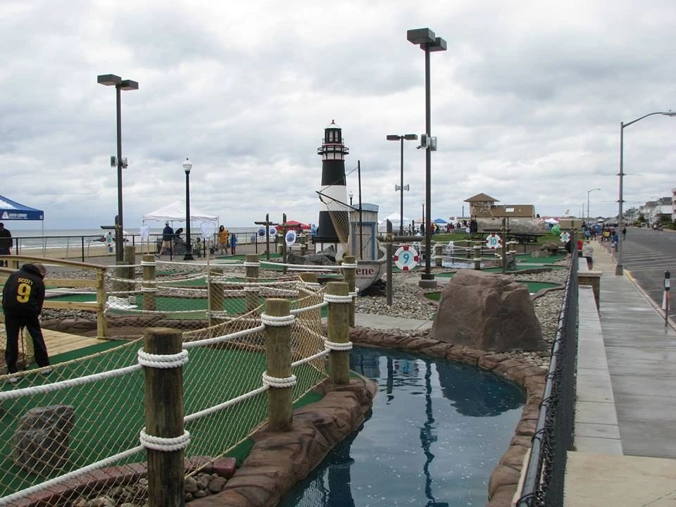 Shipwreck Mini Golf